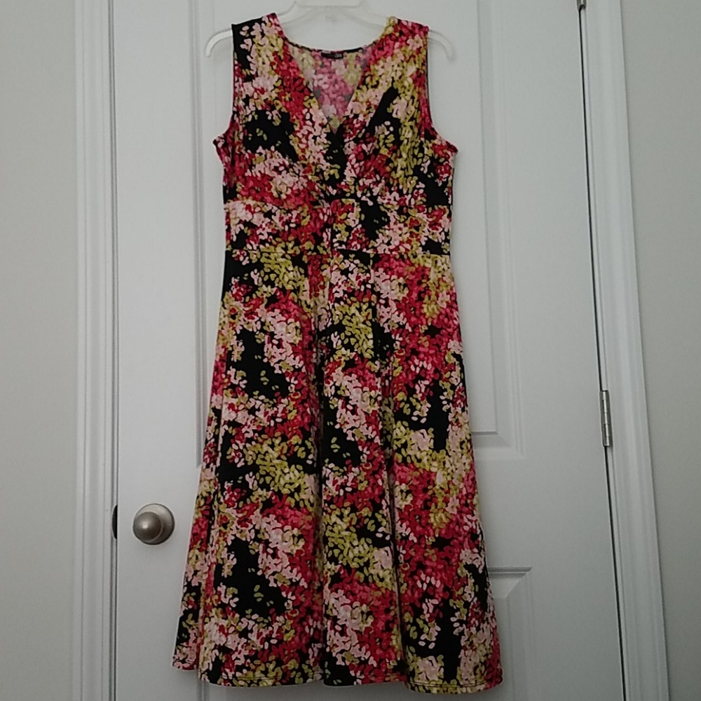 East 5th Petite Sleeveless Dress size 12